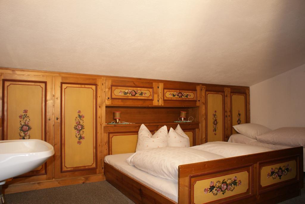 Ferienhaus Waldesruh Sautens Ruang foto